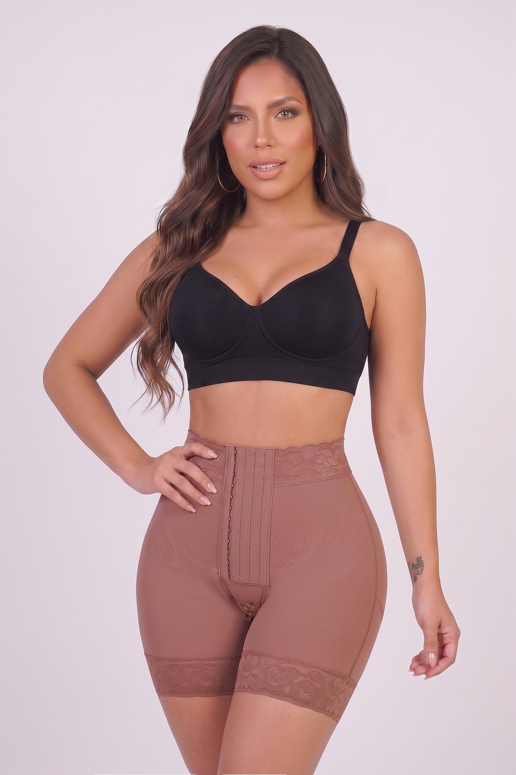 3035 – Short Tummy Control Shorts with badges