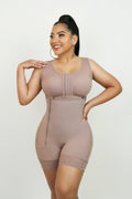 5082-Body molding high back with lateral zipper and bra