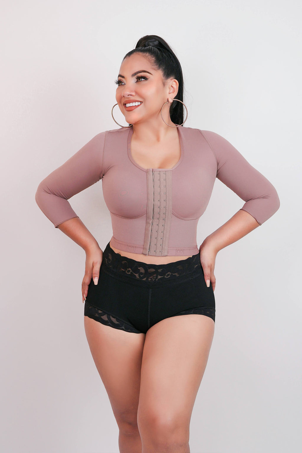 4008-Post surgical bra with sleeves & front closure