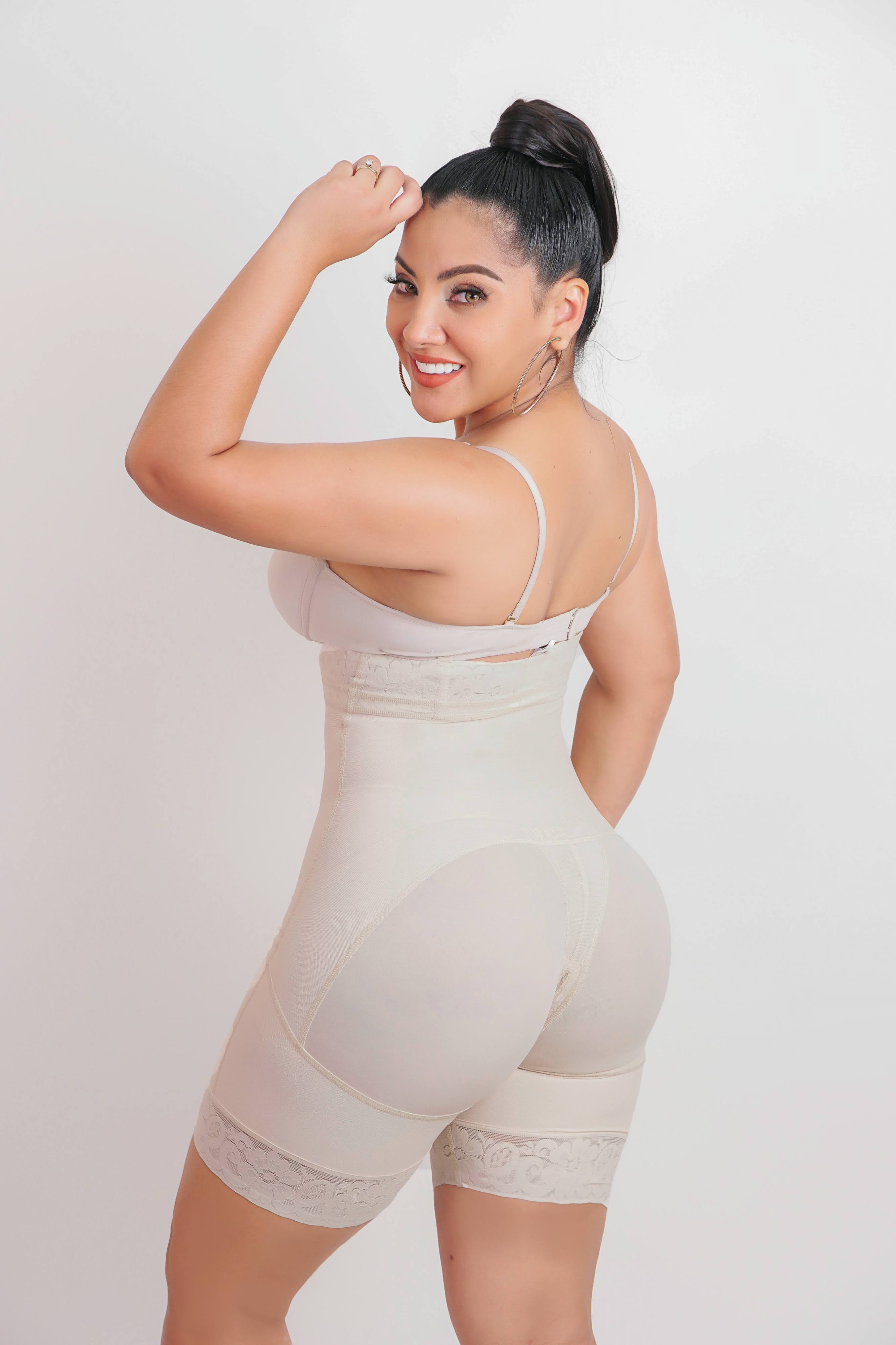 3017 | High Abdomen Control Shorts