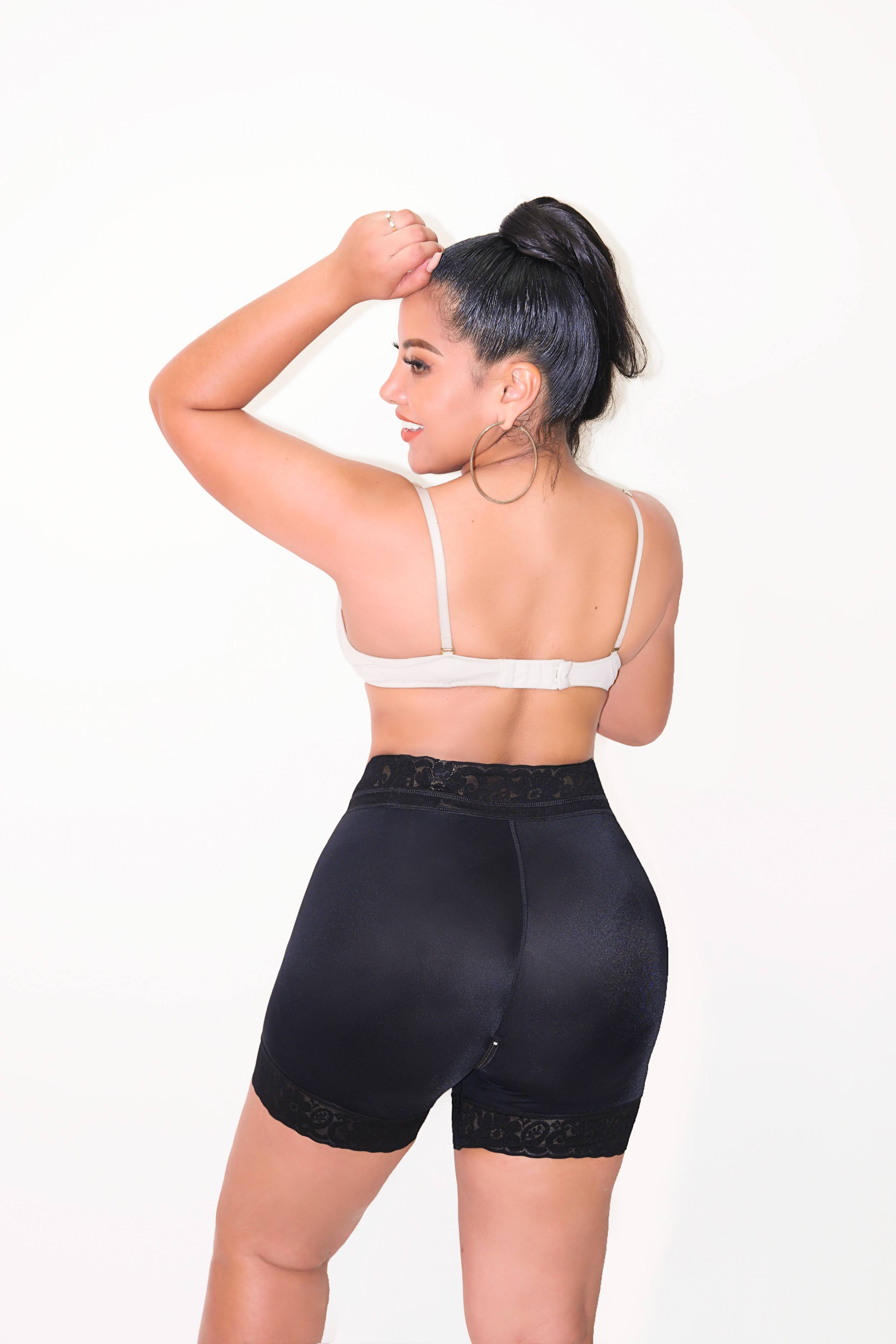 3035 – Short Tummy Control Shorts with badges
