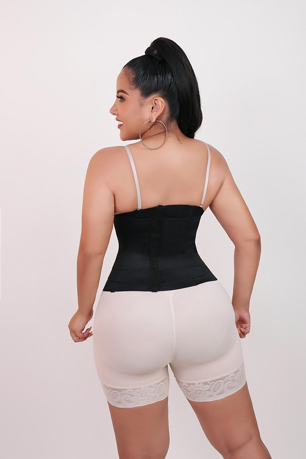 8101 - Hourglass Corset Moldeate