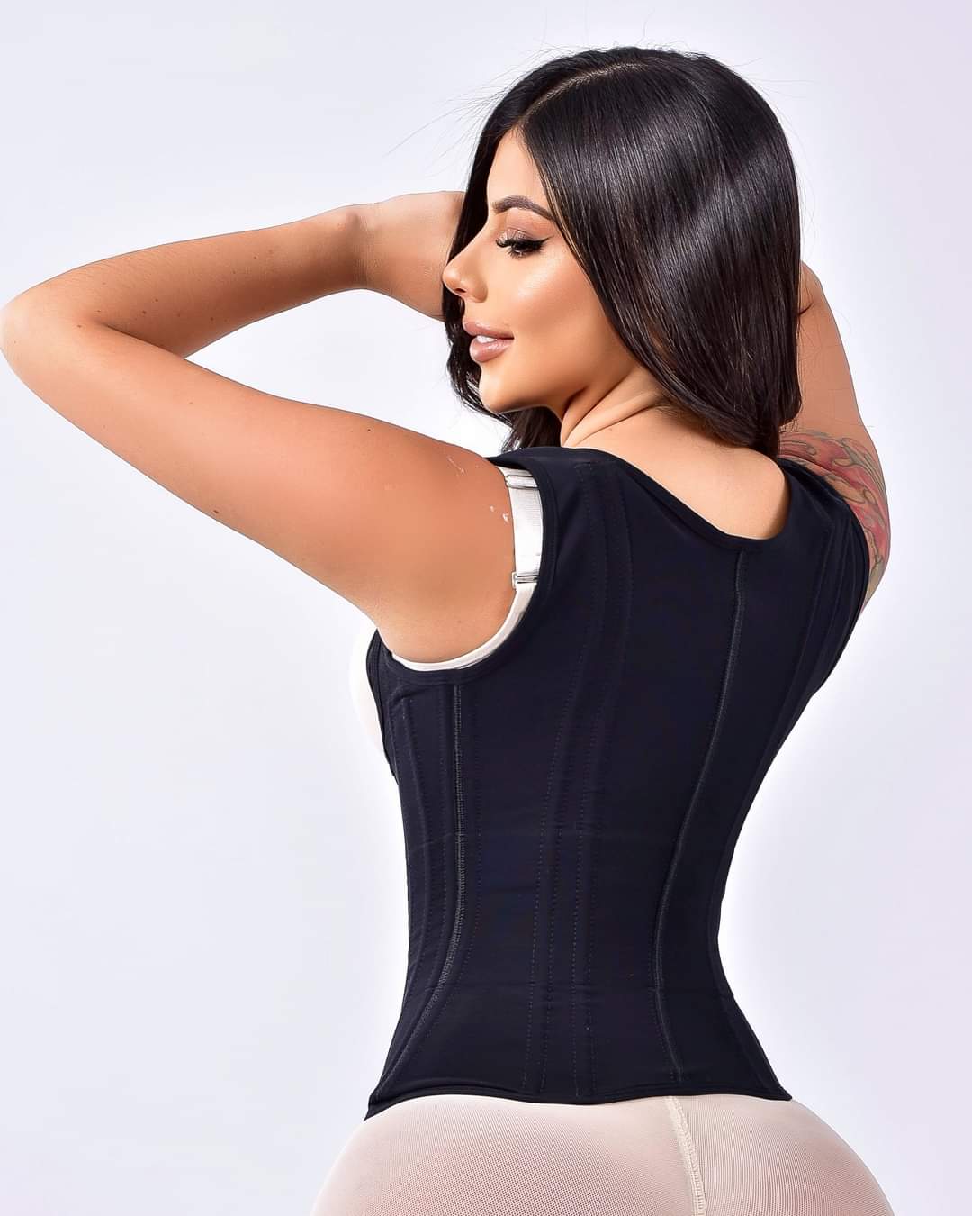 5010 - Extreme Vest 15 Rods Hourglass